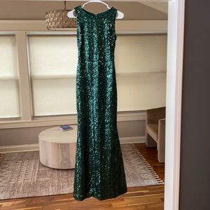 B. Darlin sz 3/4 Emerald green sequin formal gown